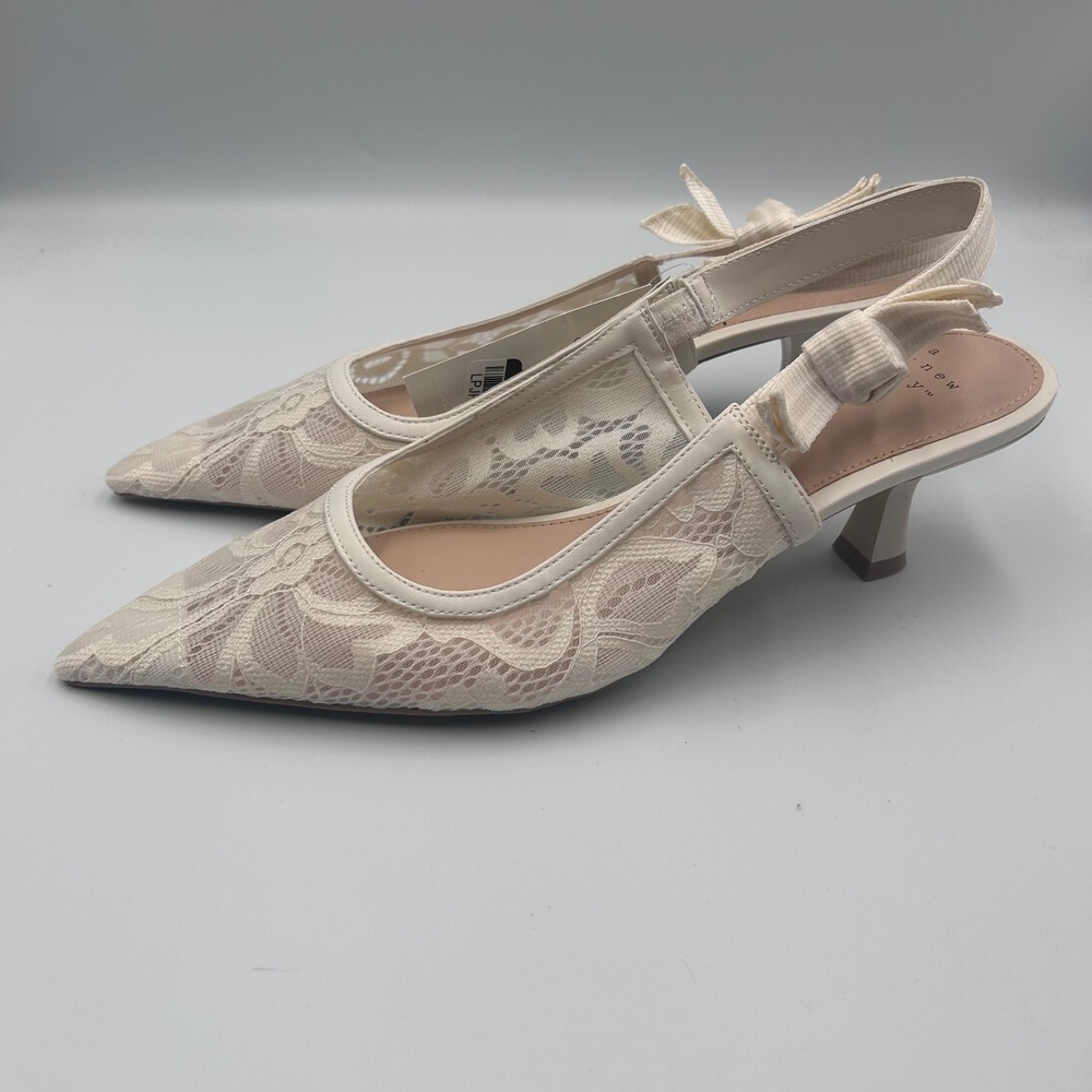 A New Day Milan Cream Lace Bow Slingback Kitten Heels Pointed Toe Womens 11 NEW